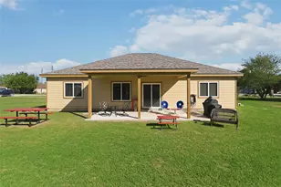 285 Hummingbird Way, Martindale, TX 78655 - Photo 32