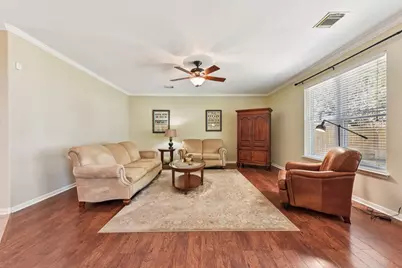 9100 Wampton Way, Austin, TX 78749 - Photo 8