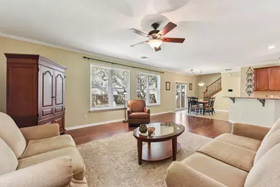 9100 Wampton Way, Austin, TX 78749 - Photo 2