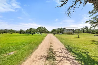 143 Oak Lane, Johnson City, TX 78636 - Photo 4
