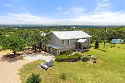 143 Oak Lane, Johnson City, TX 78636 - Photo 2
