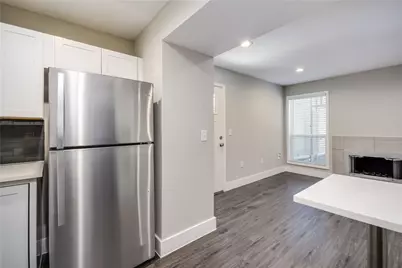 935 La Posada Drive #142, Austin, TX 78752 - Photo 14