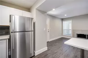 935 La Posada Dr, Austin, TX 78752 - Photo 14