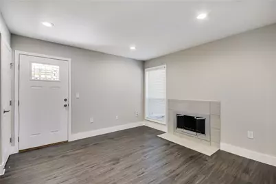 935 La Posada Drive #142, Austin, TX 78752 - Photo 10