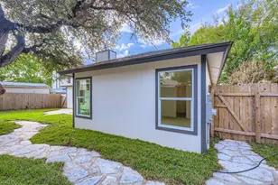 4612 Ganymede Dr, Austin, TX 78727 - Photo 34