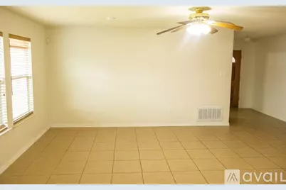 1613 Apollo Circle, Round Rock, TX 78664 - Photo 10