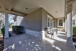 105 Lariat Dr, Georgetown, TX 78633 - Photo 4