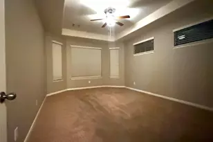 112 E Adelanta Place, Round Rock, TX 78681 - Photo 10