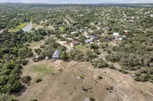 10409 Little Creek Cir, Dripping Springs, TX 78620 - Photo 36