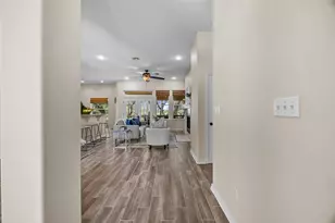 10409 Little Creek Cir, Dripping Springs, TX 78620 - Photo 12