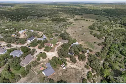 10409 Little Creek Circle, Dripping Springs, TX 78620 - Photo 36