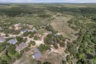 10409 Little Creek Cir, Dripping Springs, TX 78620 - Photo 36