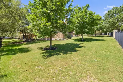 105 Aruba Court, Lakeway, TX 78734 - Photo 12