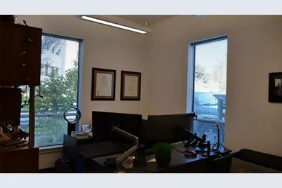 2210 Western Trails Boulevard, Austin, TX 78745 - Photo 16