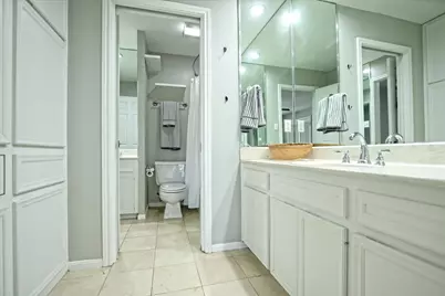 641 W 31st 1/2 Street #3, Austin, TX 78705 - Photo 16