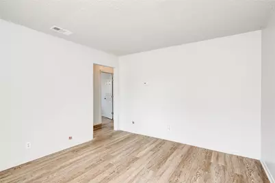 5900 Glen Meadow Drive, Austin, TX 78745 - Photo 10