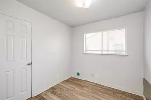 5900 Glen Meadow Dr, Austin, TX 78745 - Photo 14