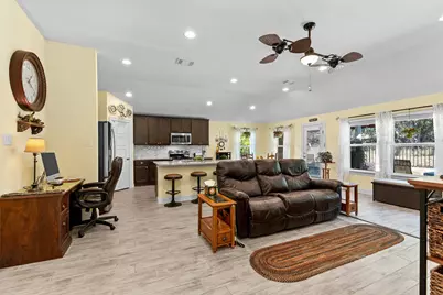 2009 Omaha Drive, Lago Vista, TX 78645 - Photo 6