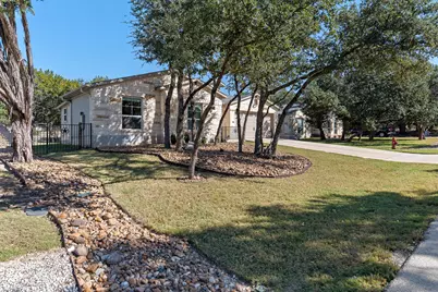 2009 Omaha Drive, Lago Vista, TX 78645 - Photo 2