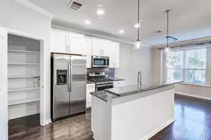 13400 Briarwick Dr, Austin, TX 78729 - Photo 10