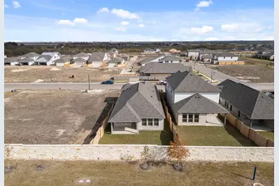 290 Bloomington Loop, Hutto, TX 78634 - Photo 30