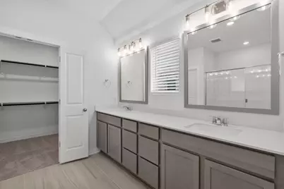 290 Bloomington Loop, Hutto, TX 78634 - Photo 22