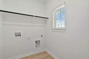 290 Bloomington Loop, Hutto, TX 78634 - Photo 4