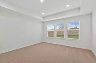 290 Bloomington Loop, Hutto, TX 78634 - Photo 20