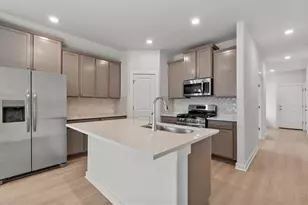 290 Bloomington Loop, Hutto, TX 78634 - Photo 16