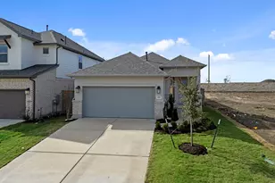 290 Bloomington Loop, Hutto, TX 78634 - Photo 38