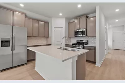 290 Bloomington Loop, Hutto, TX 78634 - Photo 12