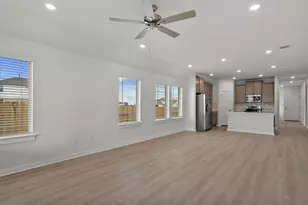 290 Bloomington Loop, Hutto, TX 78634 - Photo 10