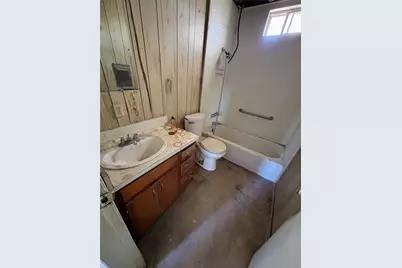 321 N Front Street, Holland, TX 76534 - Photo 10