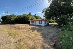 321 N Front St, Holland, TX 76534 - Photo 24