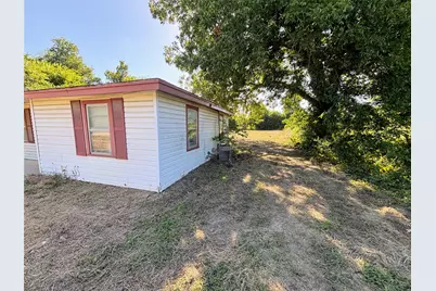 321 N Front Street, Holland, TX 76534 - Photo 20