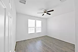 5721 Knoll Pines Pass, Austin, TX 78724 - Photo 10