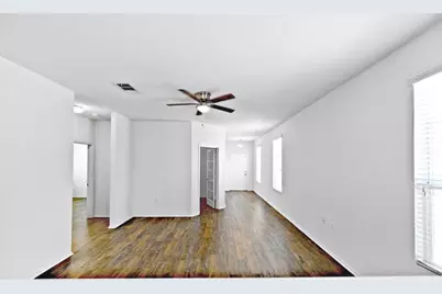 5721 Knoll Pines Pass, Austin, TX 78724 - Photo 4
