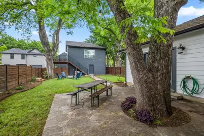 1914 Garden Street, Austin, TX 78702 - Photo 30