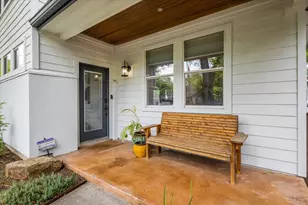 1914 Garden St, Austin, TX 78702 - Photo 2