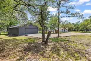 216 Sinuso Dr, Georgetown, TX 78628 - Photo 32
