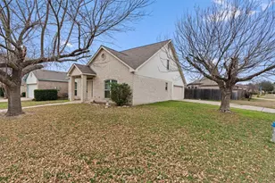 154 Meadowlark Cir, Georgetown, TX 78626 - Photo 2