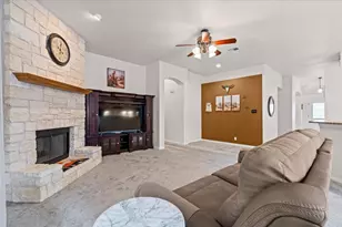 118 Wamel Way, Cedar Creek, TX 78612 - Photo 10