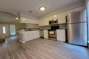 2903 Catalina Dr, Austin, TX 78741 - Photo 4