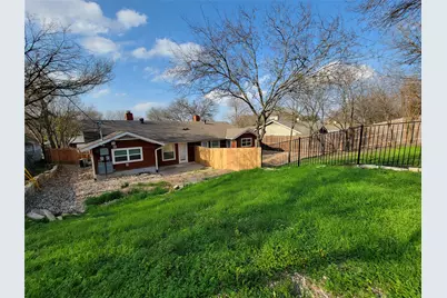 2903 Catalina #B Drive, Austin, TX 78741 - Photo 16