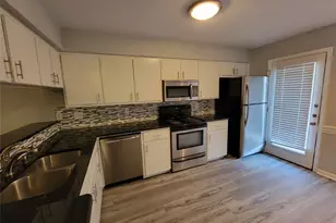 2903 Catalina Dr, Austin, TX 78741 - Photo 6