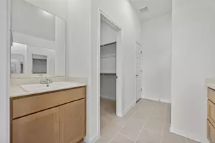 211 Hornet St, Elgin, TX 78621 - Photo 14