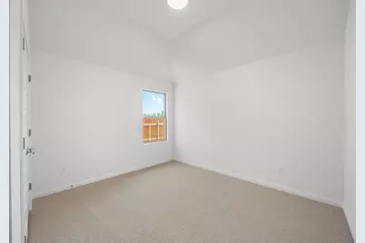 211 Hornet Street, Elgin, TX 78621 - Photo 24