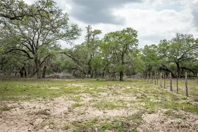 132 Roemer Lane W, Floresville, TX 78114 - Photo 18