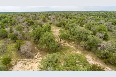 132 Roemer Lane W, Floresville, TX 78114 - Photo 6