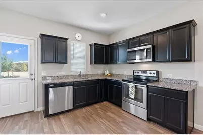 13501 Robert Wagner Bend, Manor, TX 78653 - Photo 6